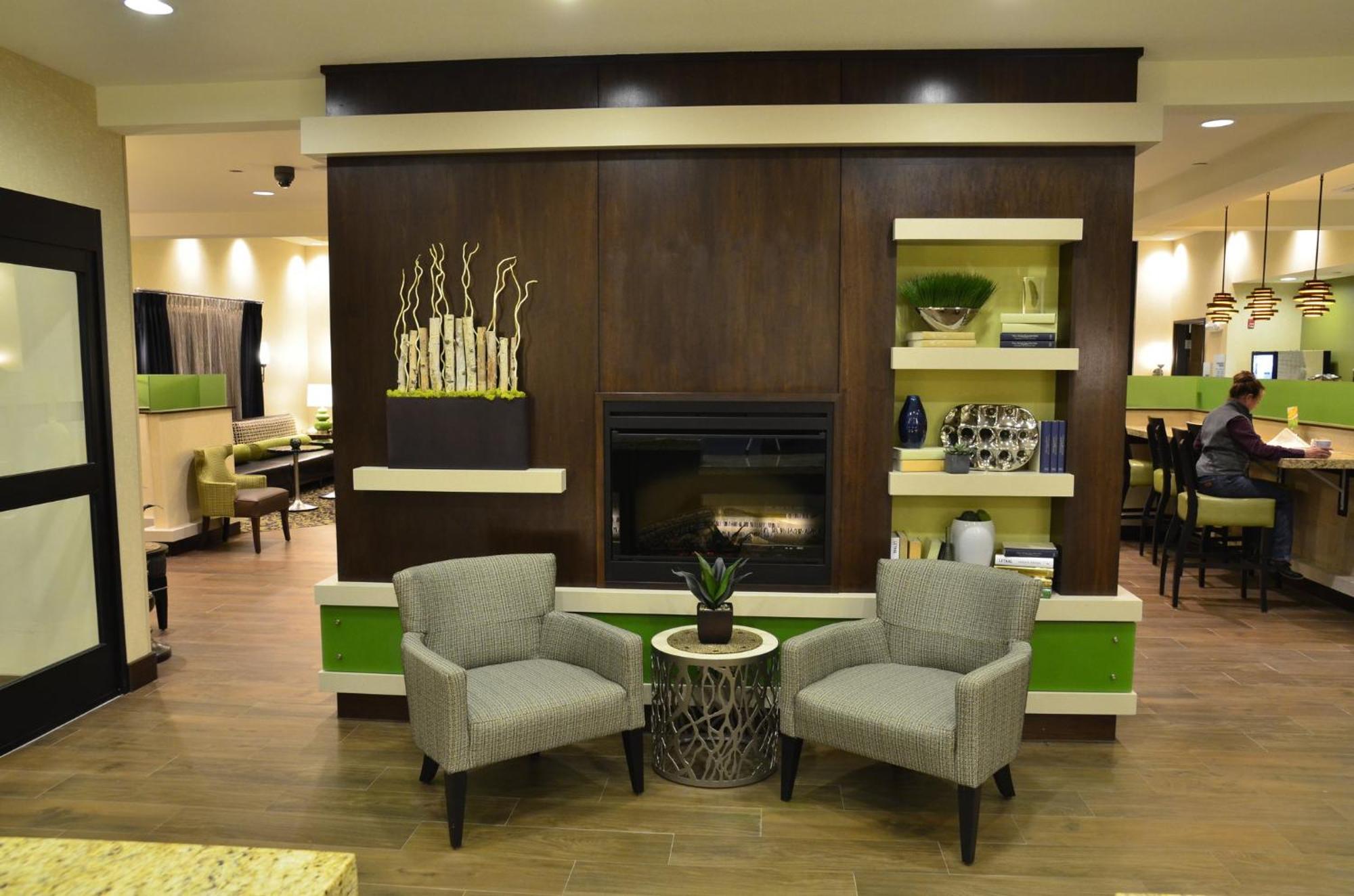 Holiday Inn Express Belgrade-Bozeman Area By Ihg Bagian luar foto