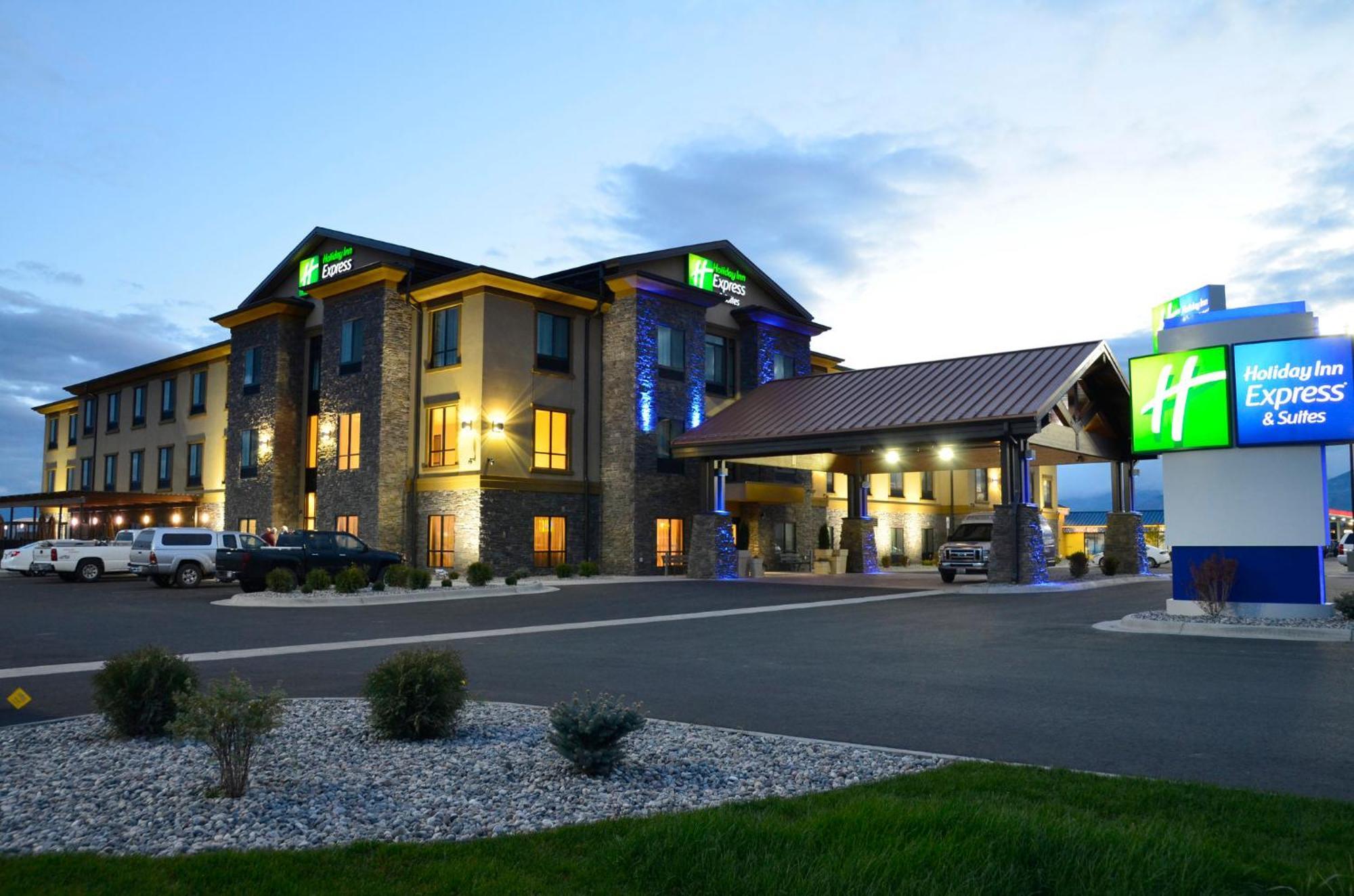 Holiday Inn Express Belgrade-Bozeman Area By Ihg Bagian luar foto